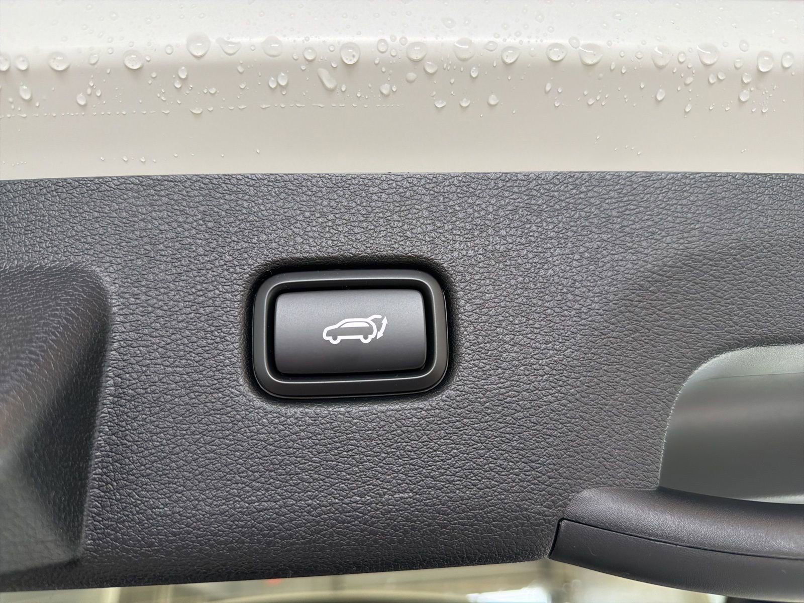 New 2026 Kia Sportage SX image 11