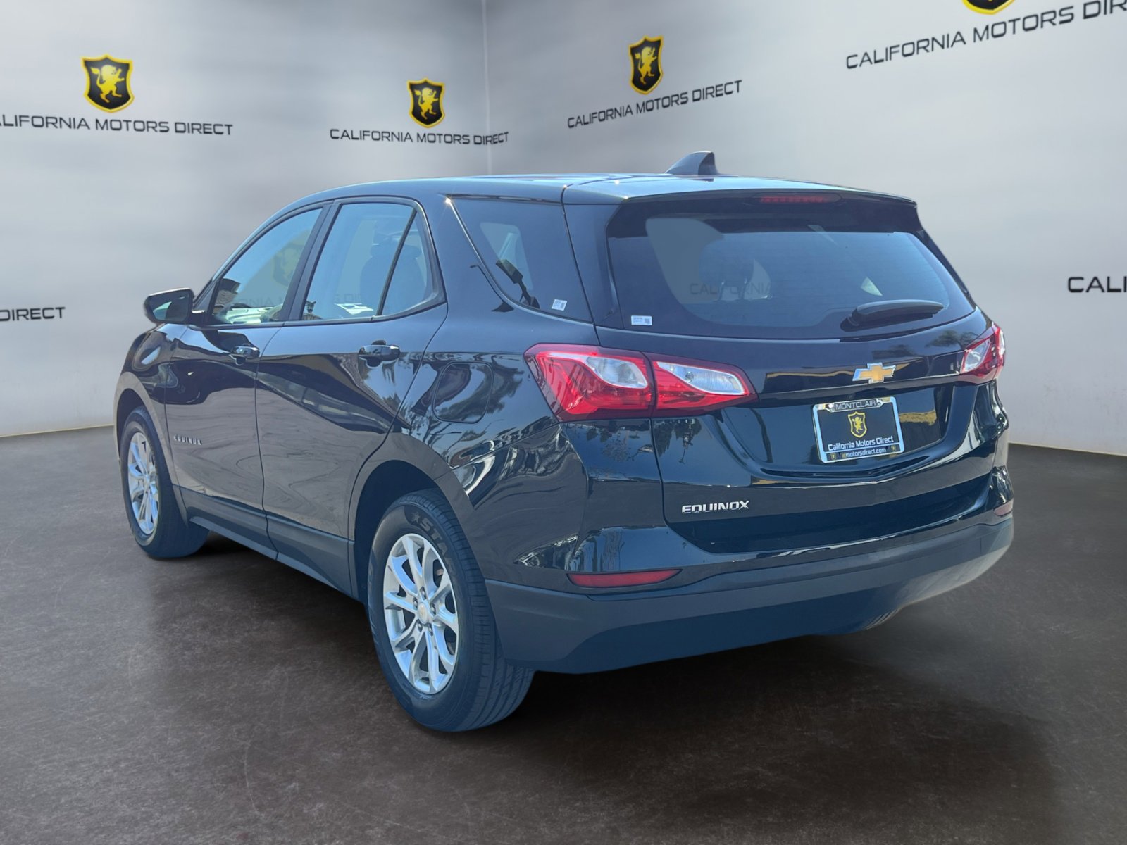 Used 2020 Chevrolet Equinox LS FWD image 3