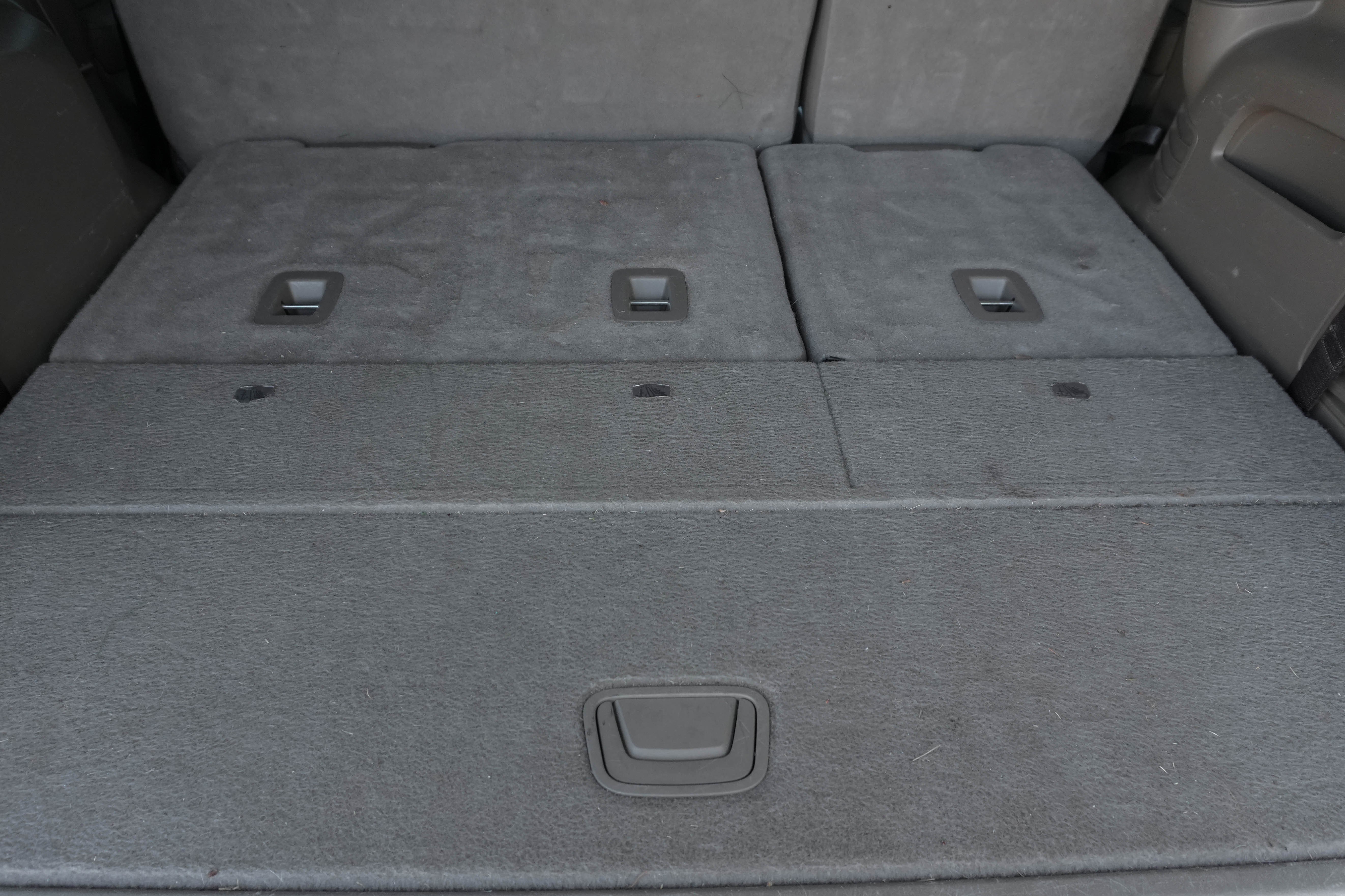 Used 2019 GMC Yukon SLT w/ Graphite Edition image 34