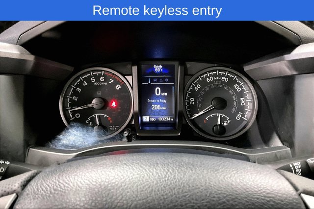 Used 2020 Toyota Tacoma TRD Off-Road w/ Technology Package AWD/4WD image 18