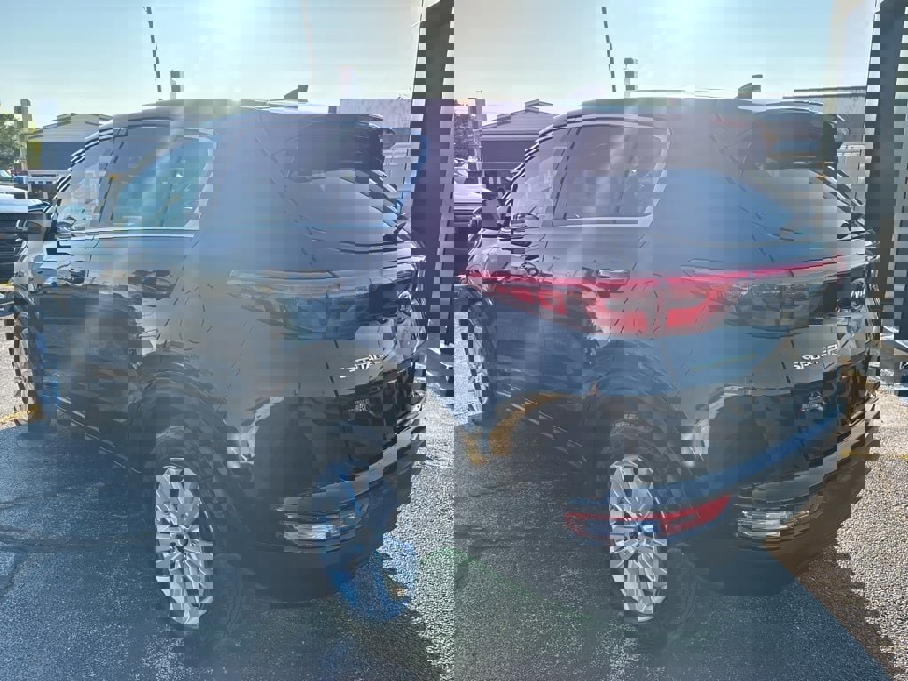 Used 2019 Kia Sportage LX image 5