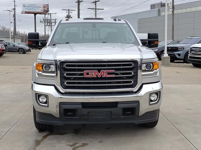 Used 2017 GMC Sierra 2500 SLE w/ SLE Preferred Package image 3