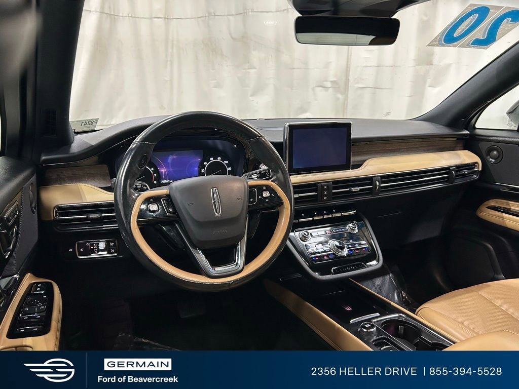 Used 2020 Lincoln Corsair Reserve image 14