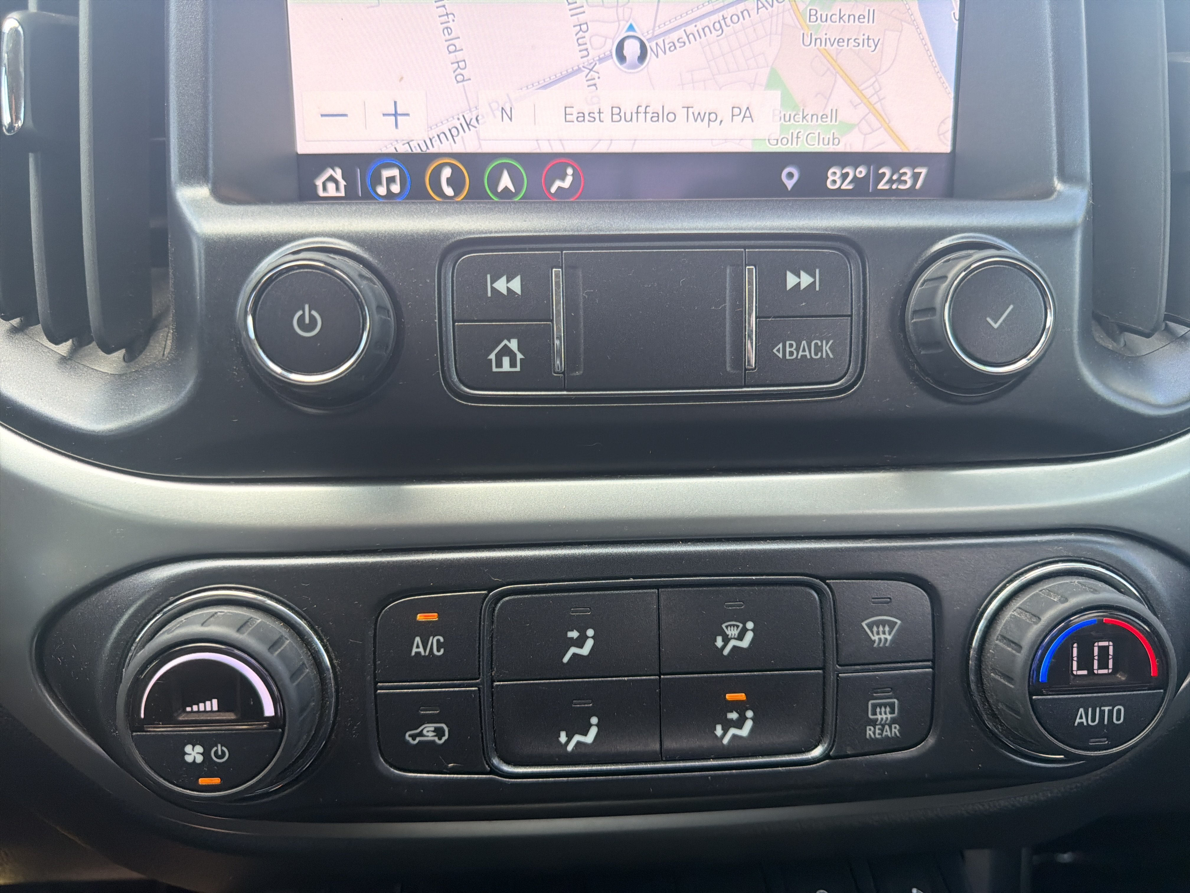 Used 2022 Chevrolet Colorado ZR2 w/ ZR2 Dusk Special Edition AWD/4WD image 28