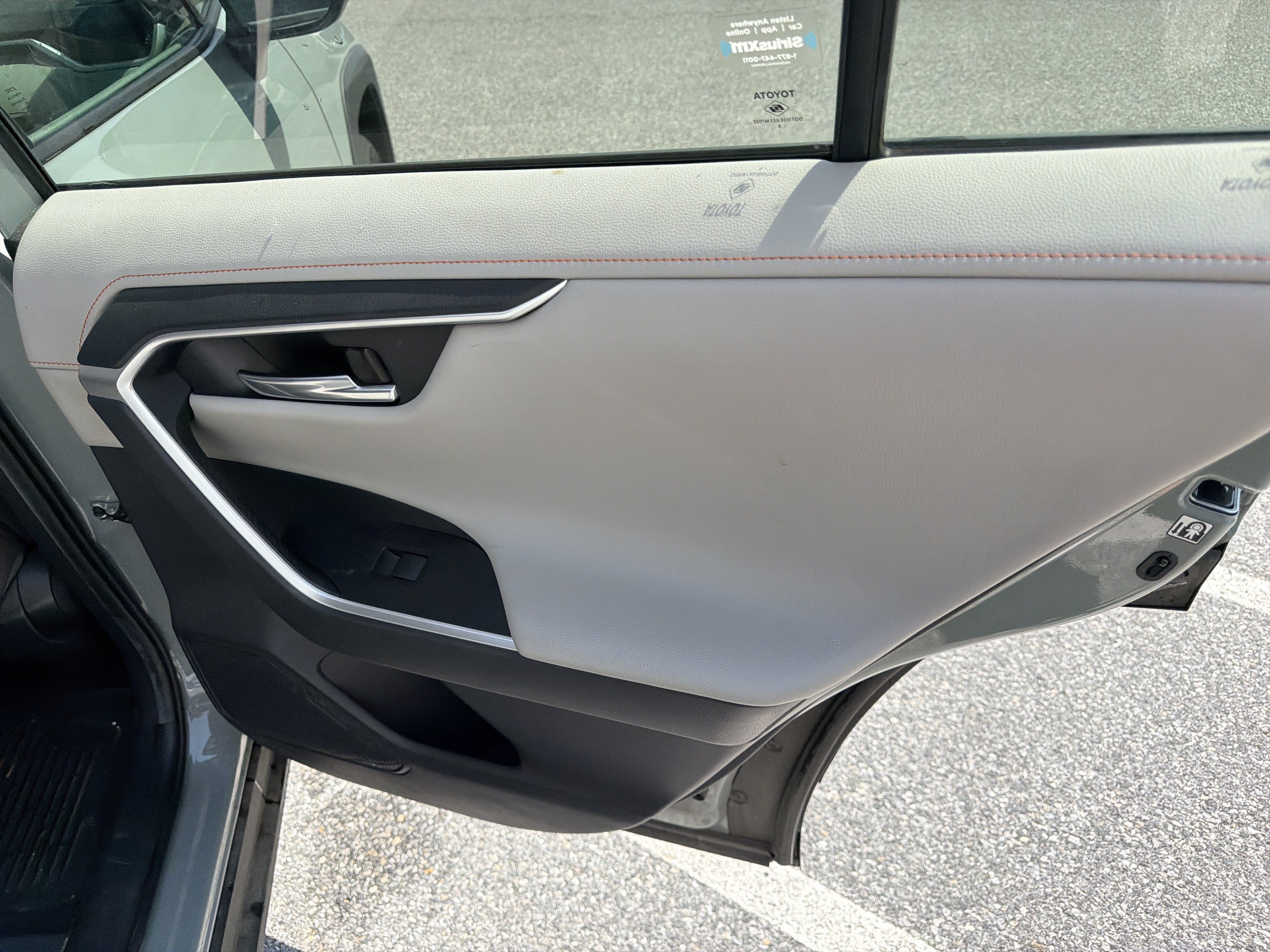 Used 2019 Toyota RAV4 Adventure AWD/4WD image 21