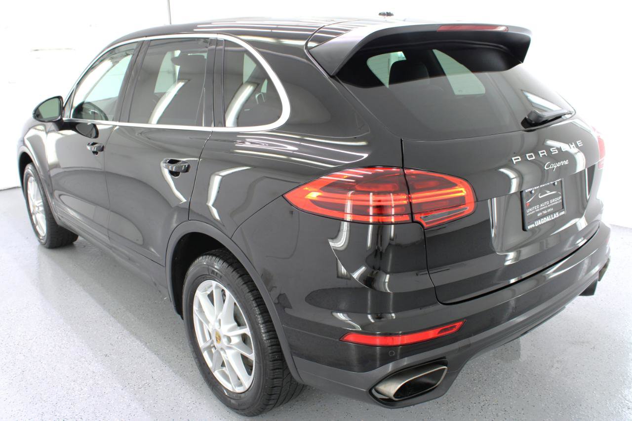 Used 2016 Porsche Cayenne image 5