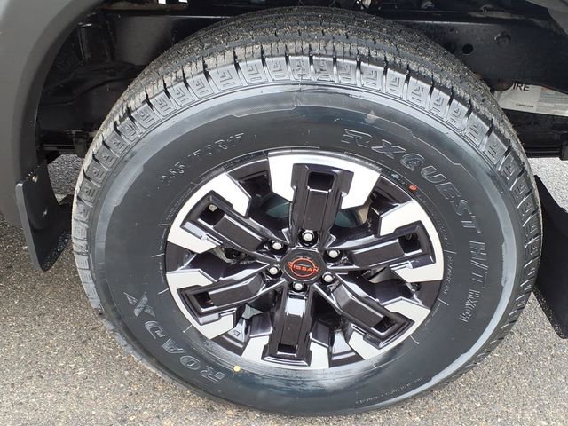 Used 2022 Nissan Frontier PRO-4X w/ Off-Road Protection Package image 9