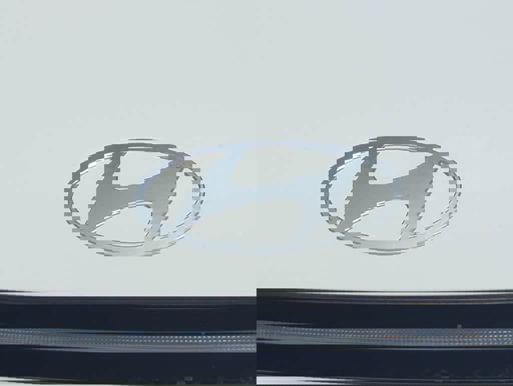 New 2025 Hyundai Kona SE image 11