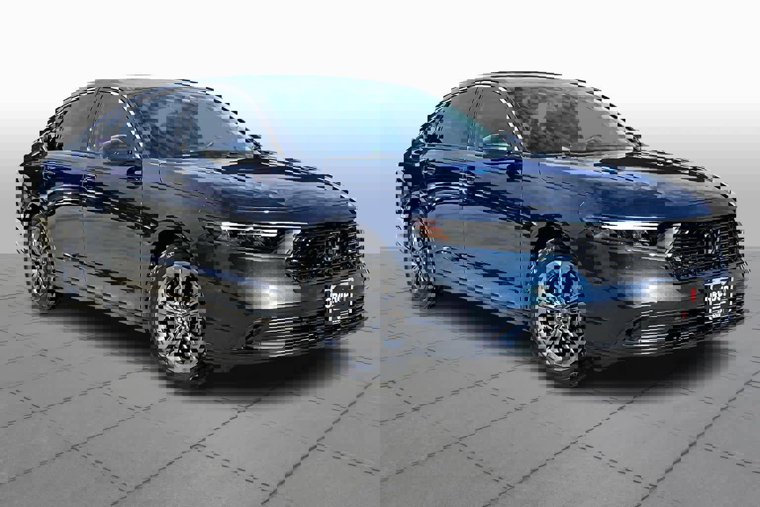 Certified 2023 Honda Accord EX image 2