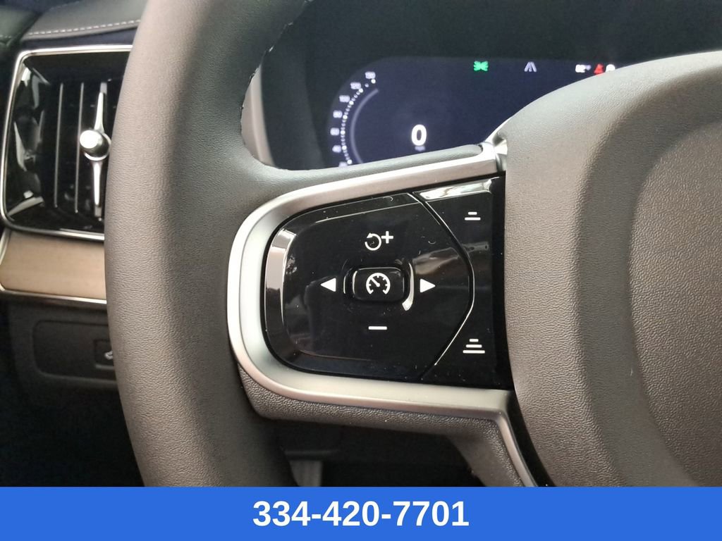 New 2026 Volvo XC90 B5 Plus image 26