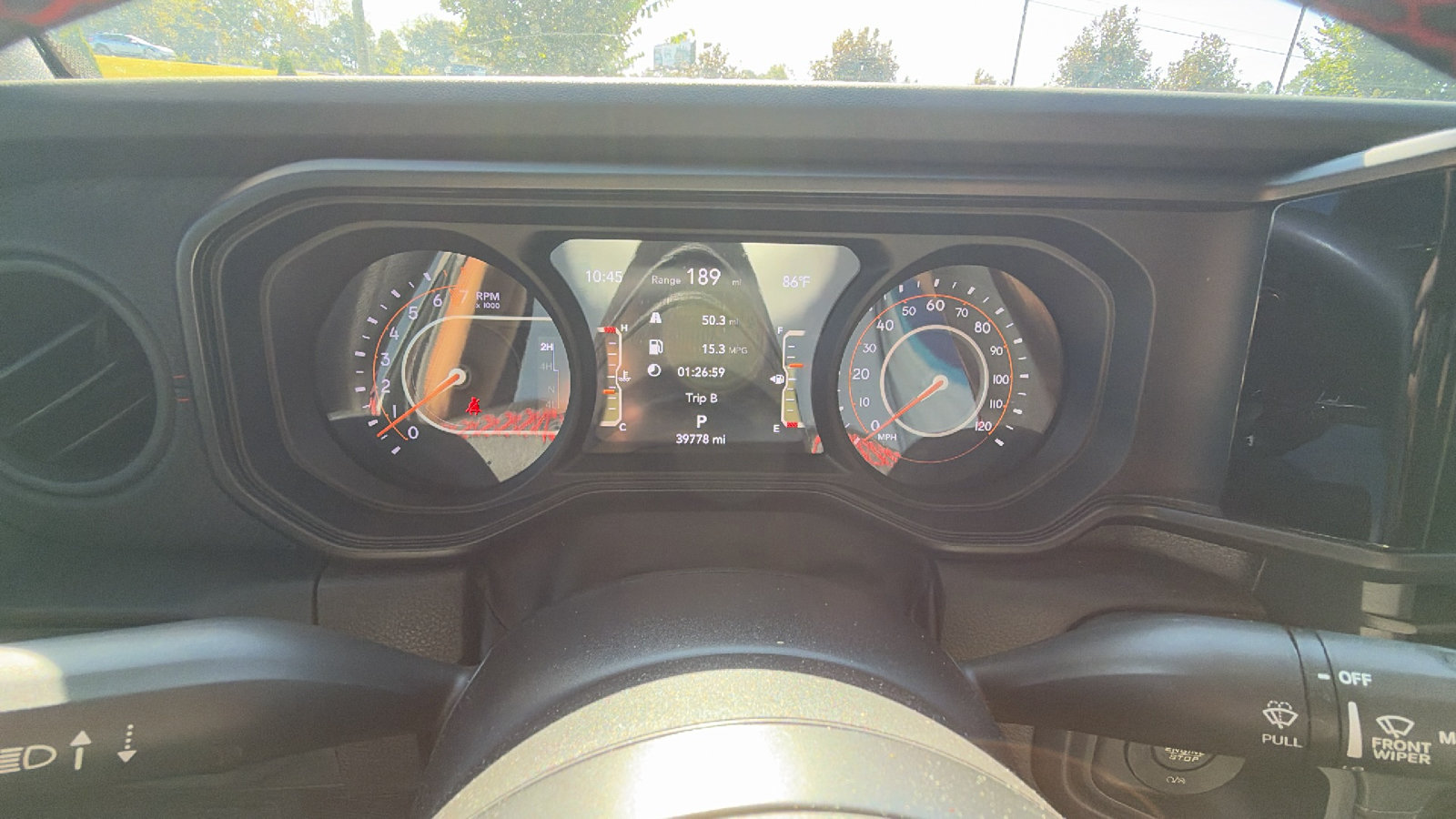 Used 2024 Jeep Gladiator Rubicon w/ Technology Group AWD/4WD image 29