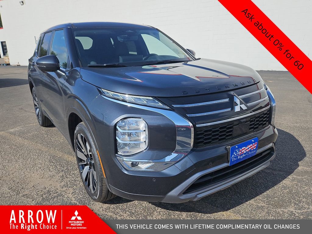 New 2025 Mitsubishi Outlander SE video 2