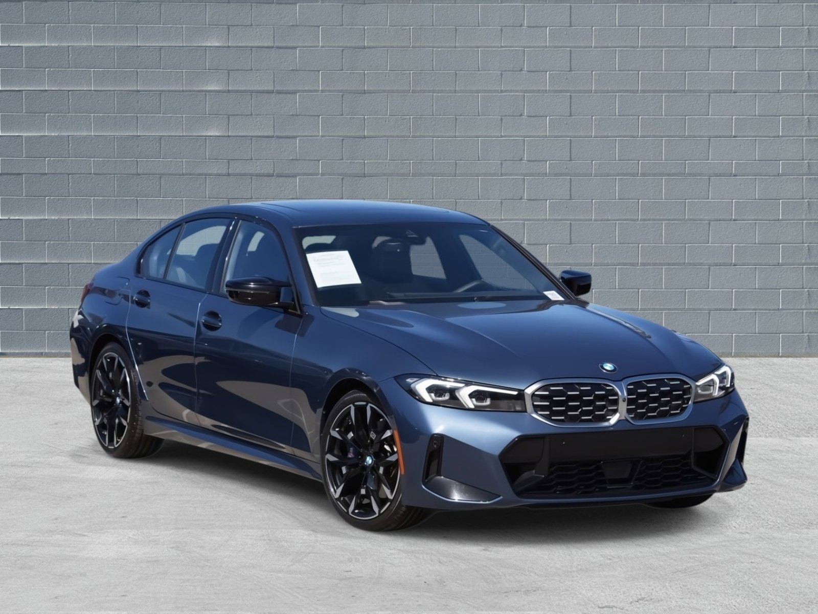 Used 2025 BMW M340i Sedan image 1