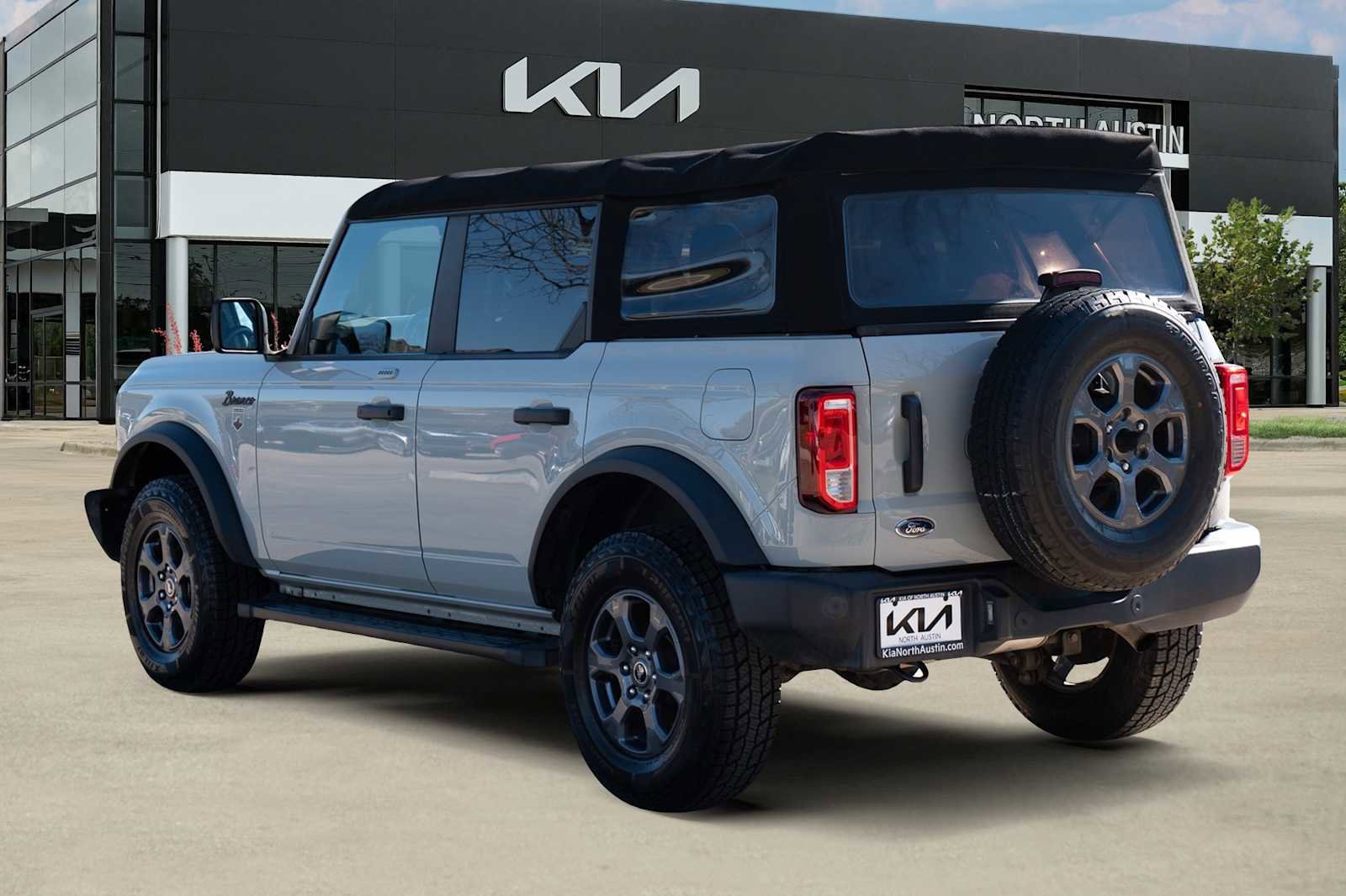 Used 2022 Ford Bronco Big Bend image 5