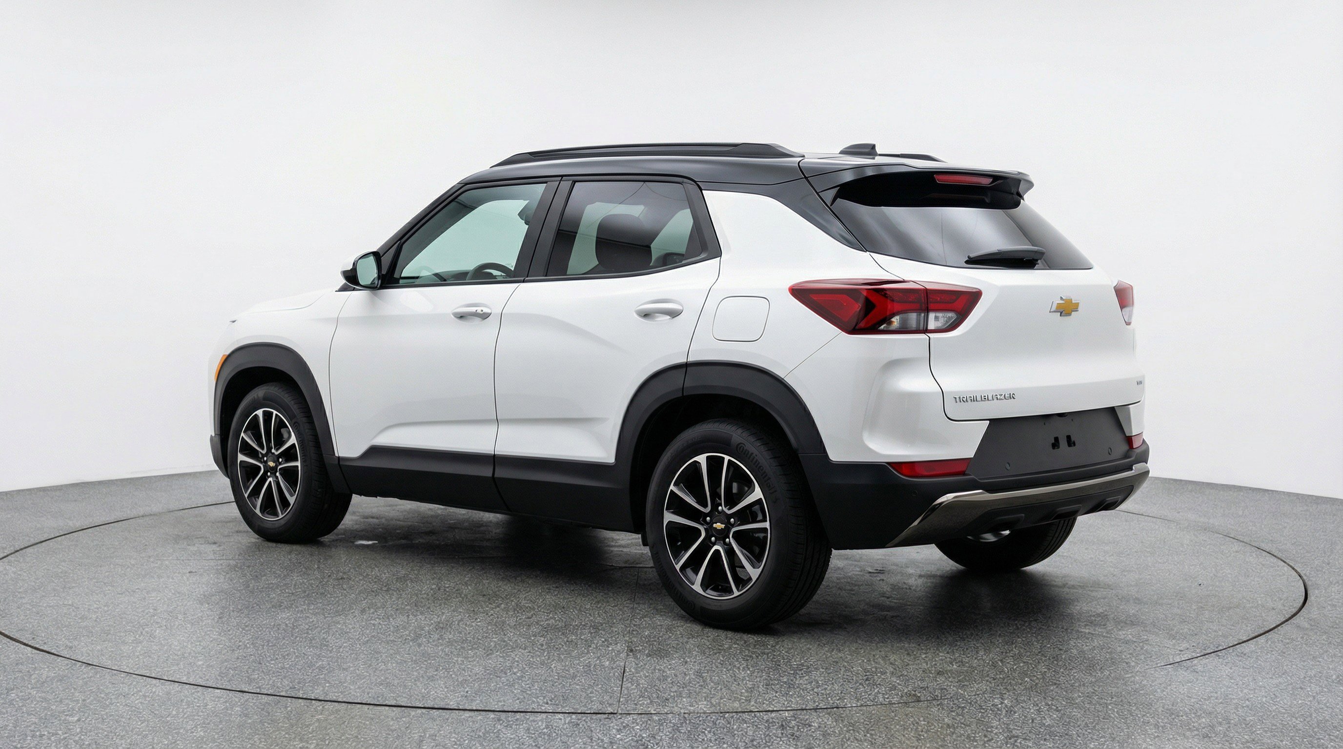 Used 2025 Chevrolet TrailBlazer LT image 6