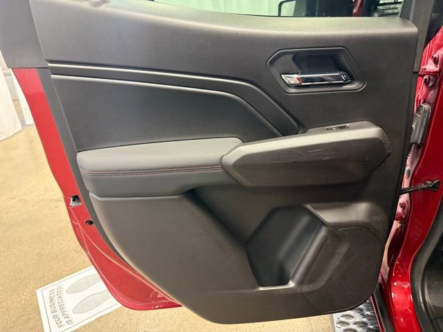 Used 2023 Chevrolet Colorado Z71 w/ Z71 Convenience Package 2 image 16