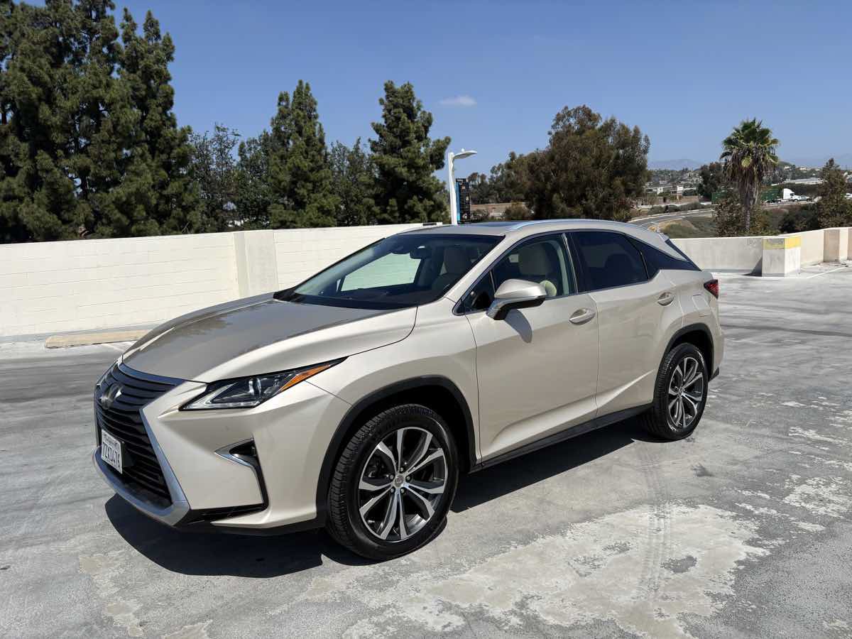 Used 2017 Lexus RX 350 FWD w/ Premium Package image 3