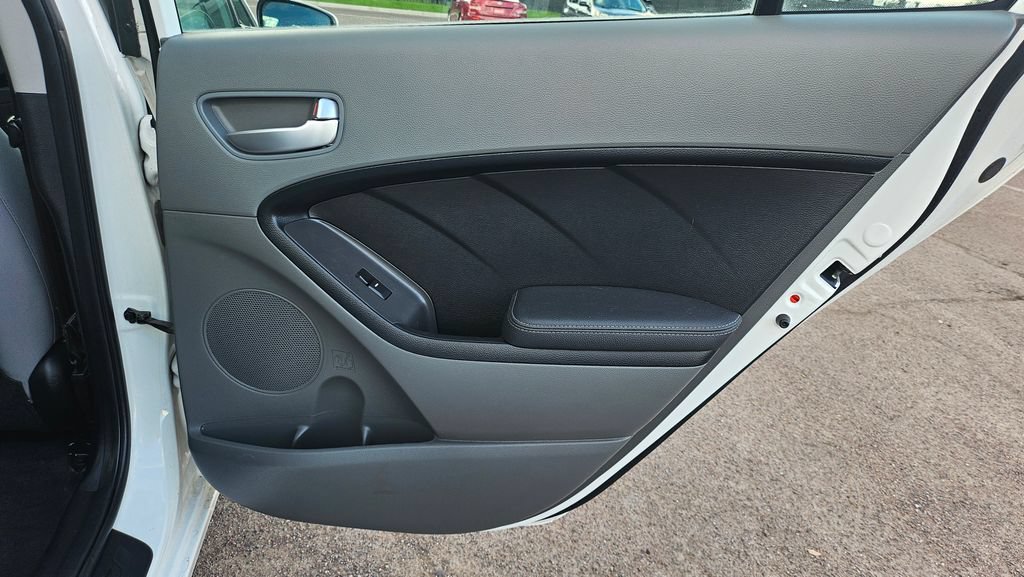 Used 2017 Kia Forte LX w/ LX Popular Package FWD image 20