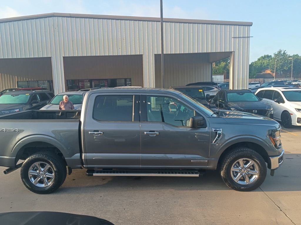 Used 2025 Ford F150 XLT w/ Equipment Group 301A Standard image 7