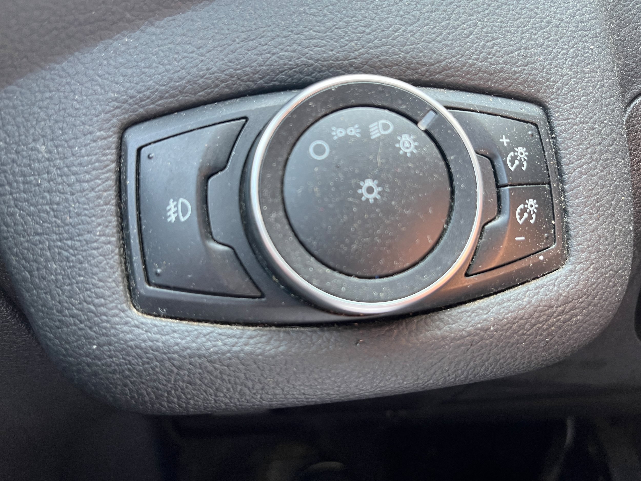 Used 2016 Ford Escape SE AWD/4WD image 18
