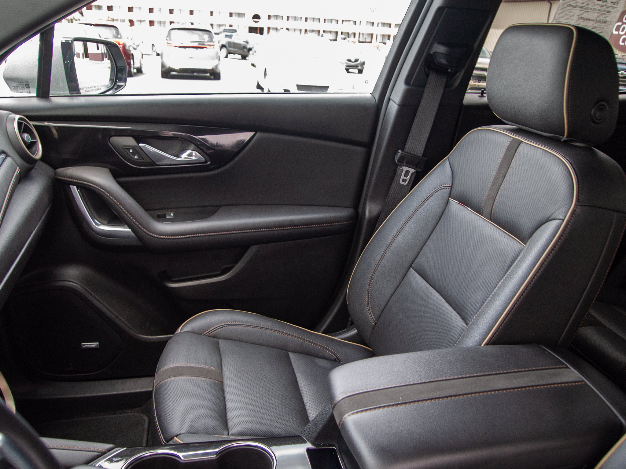 Used 2023 Chevrolet Blazer Premier FWD image 14