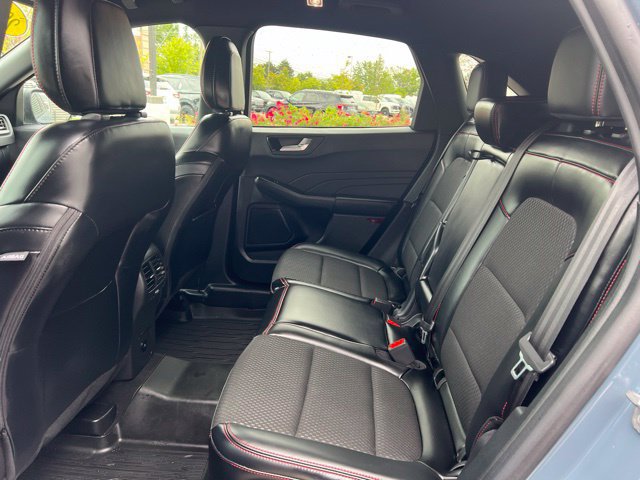 Used 2024 Ford Escape ST-Line w/ Tech Pack #1 AWD/4WD image 17
