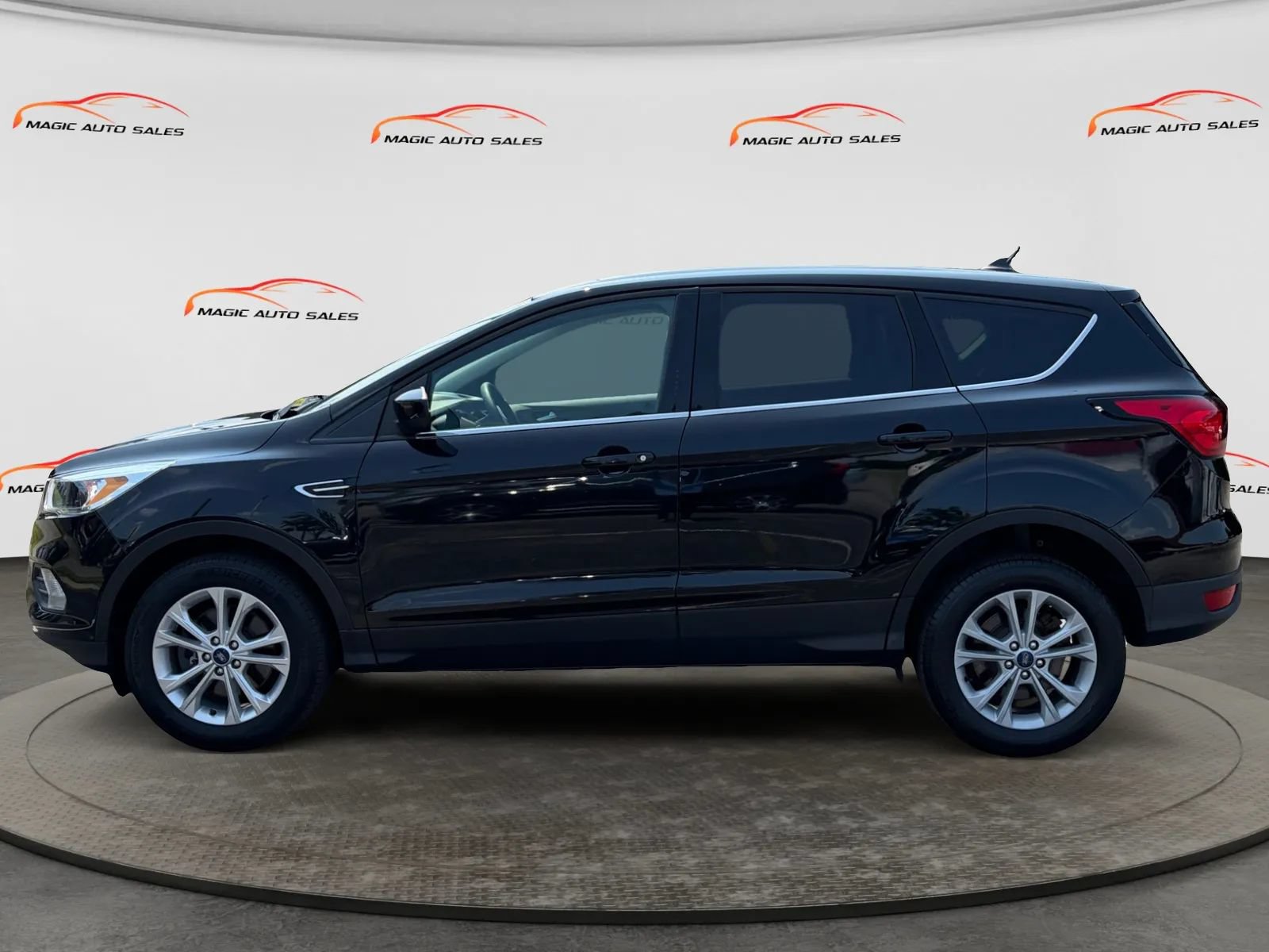Used 2019 Ford Escape SE AWD/4WD image 6