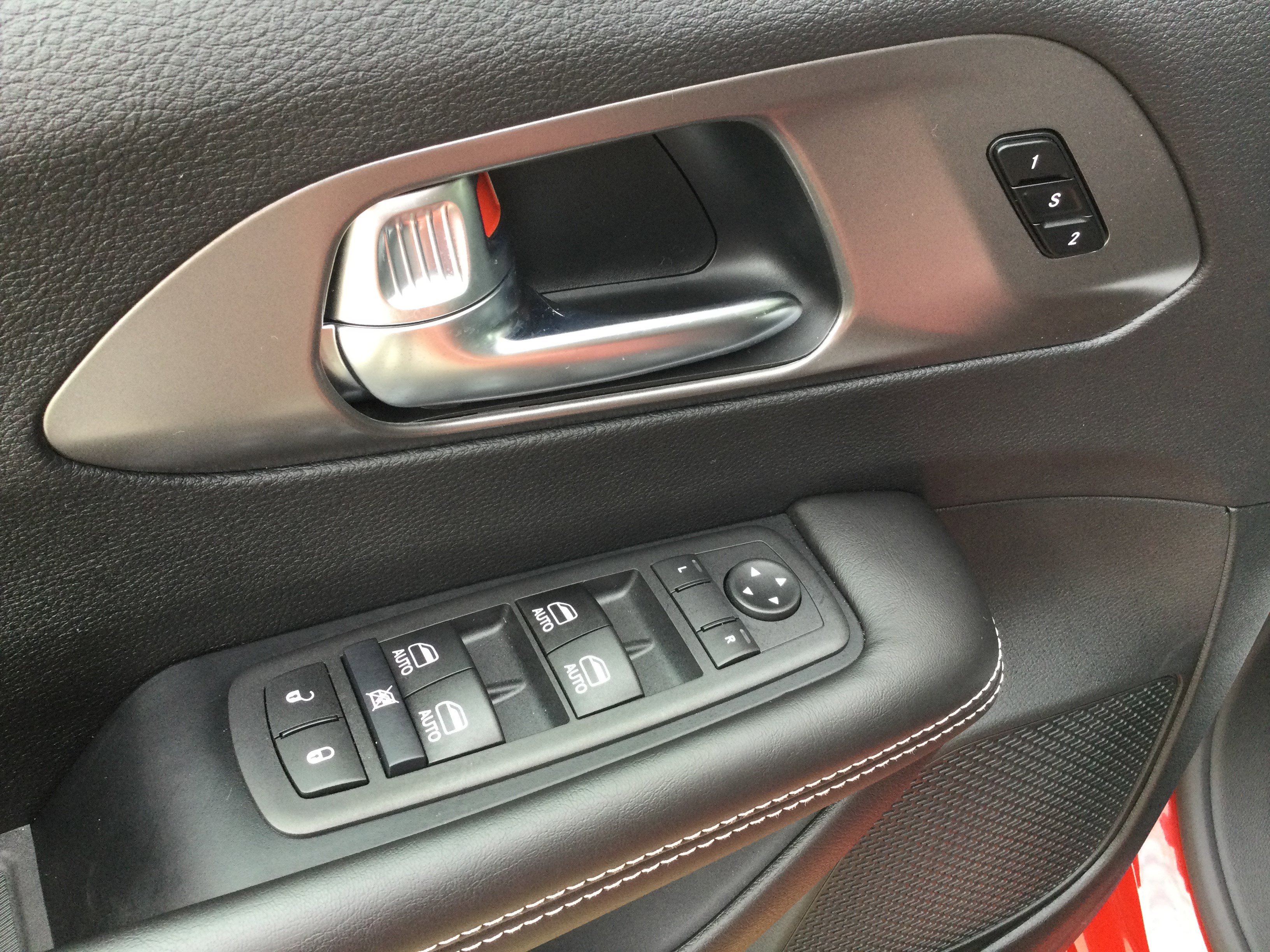 New 2026 Chrysler Pacifica Select image 8