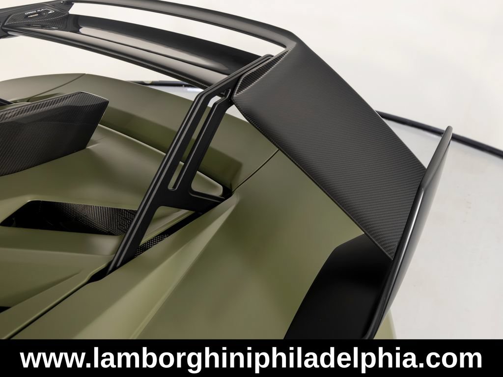 Used 2023 Lamborghini Huracan STO RWD image 49