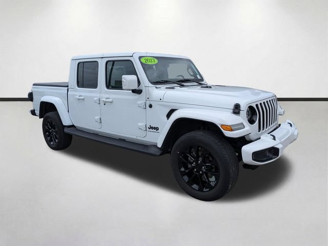 Used 2023 Jeep Gladiator Overland AWD/4WD image 2