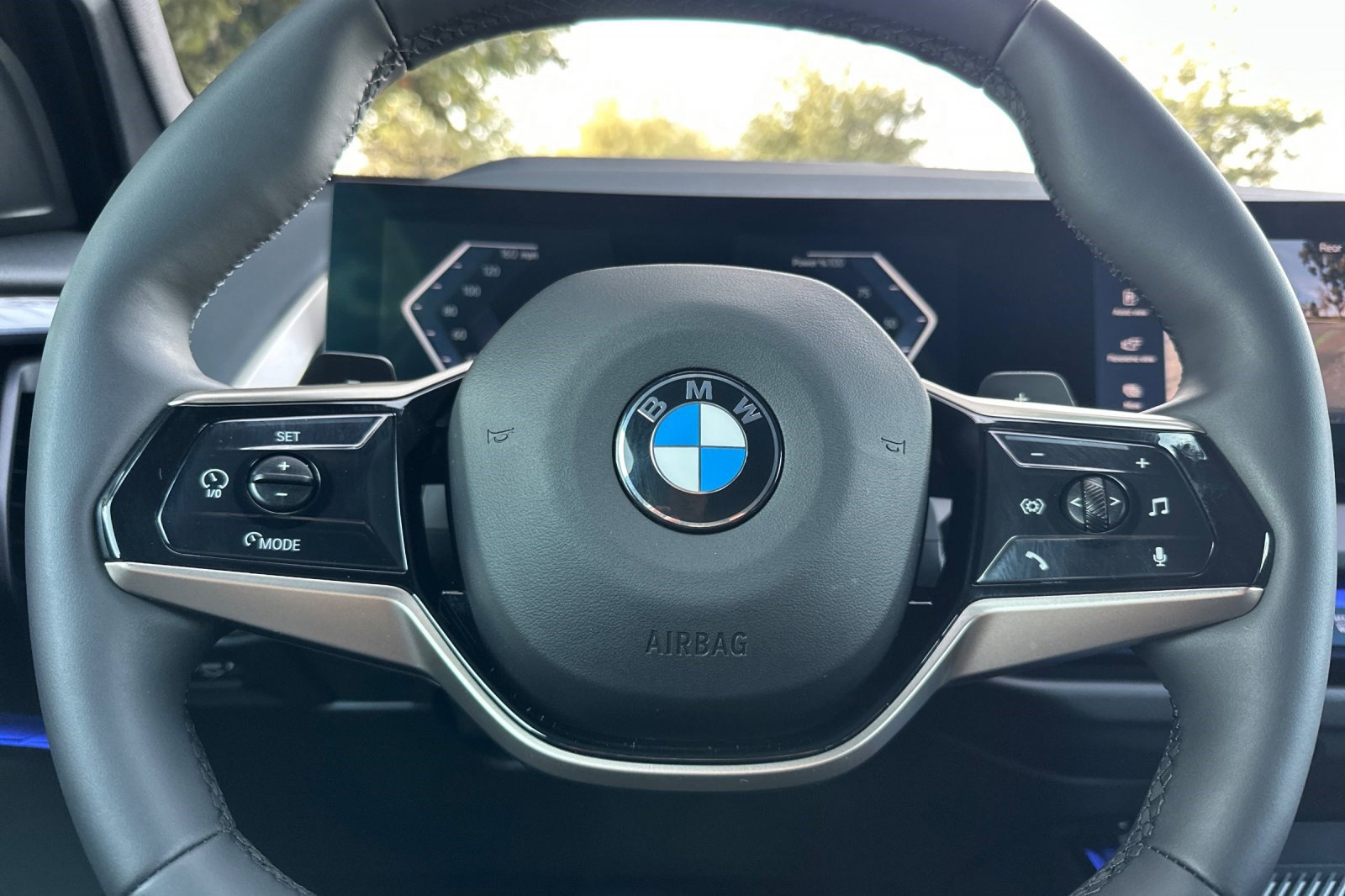 Used 2025 BMW X3 xDrive30i w/ Premium Package image 28