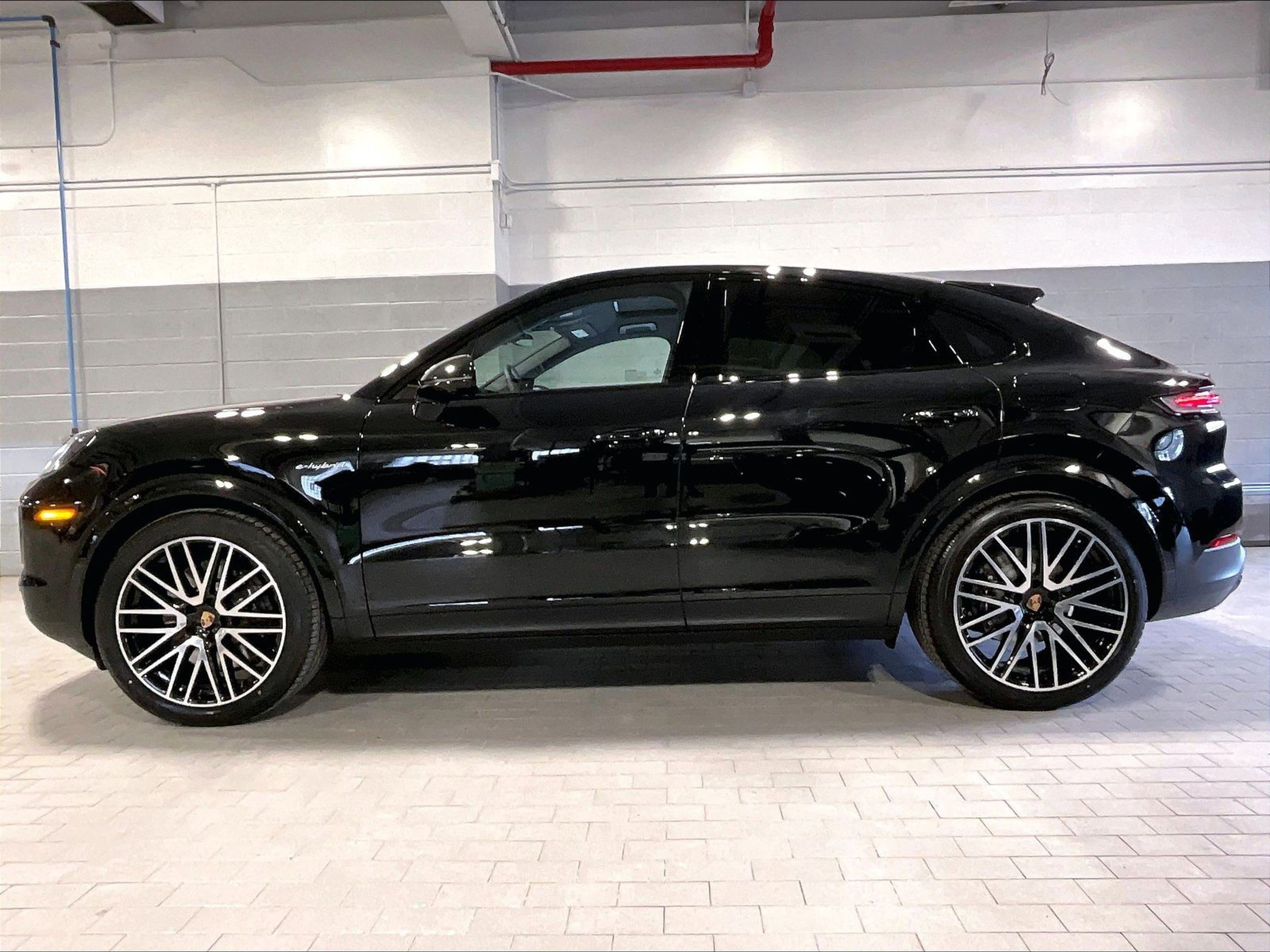 New 2026 Porsche Cayenne E-Hybrid image 2