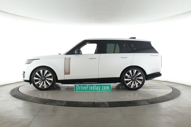 Used 2024 Land Rover Range Rover SV AWD/4WD image 9