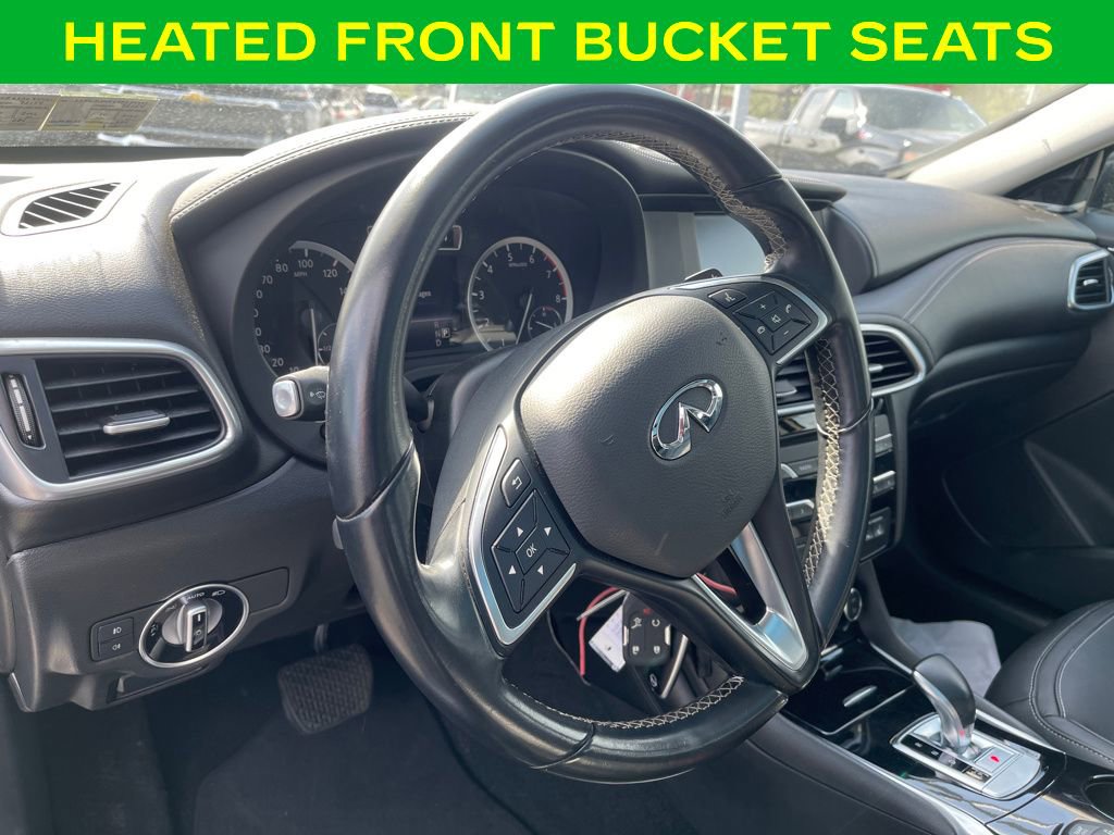 Used 2018 INFINITI QX30 Premium w/ Navigation Package image 18