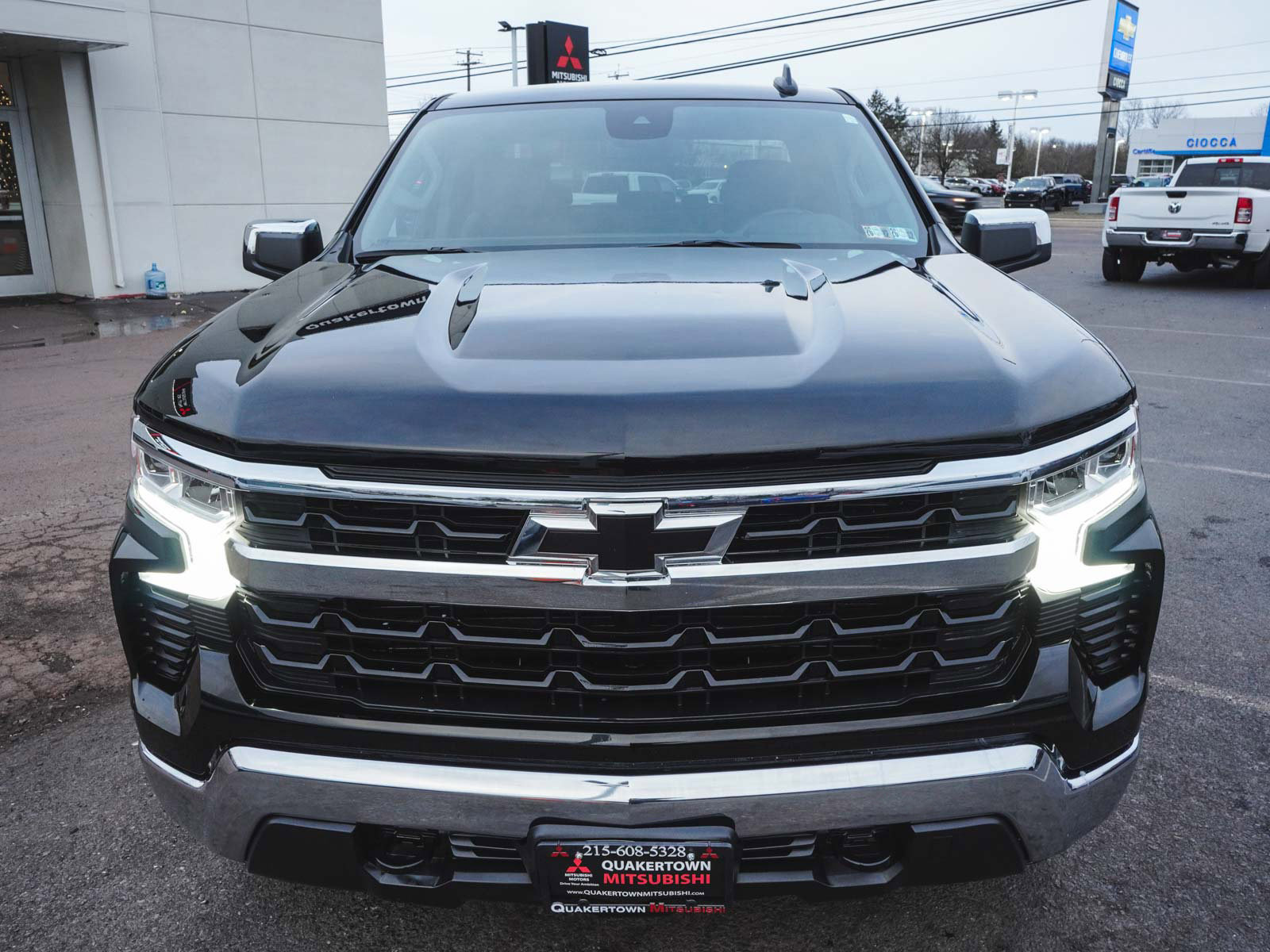 Used 2023 Chevrolet Silverado 1500 LT w/ LPO, Dark Essentials Package image 2