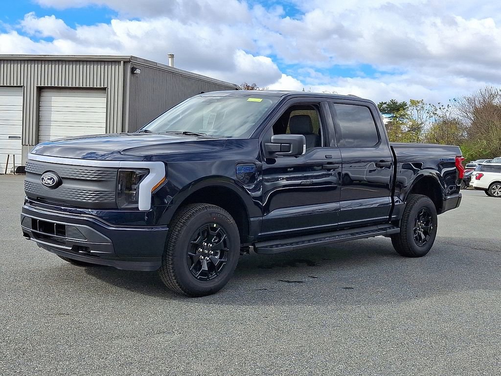 New 2025 Ford F150 Lightning XLT image 2