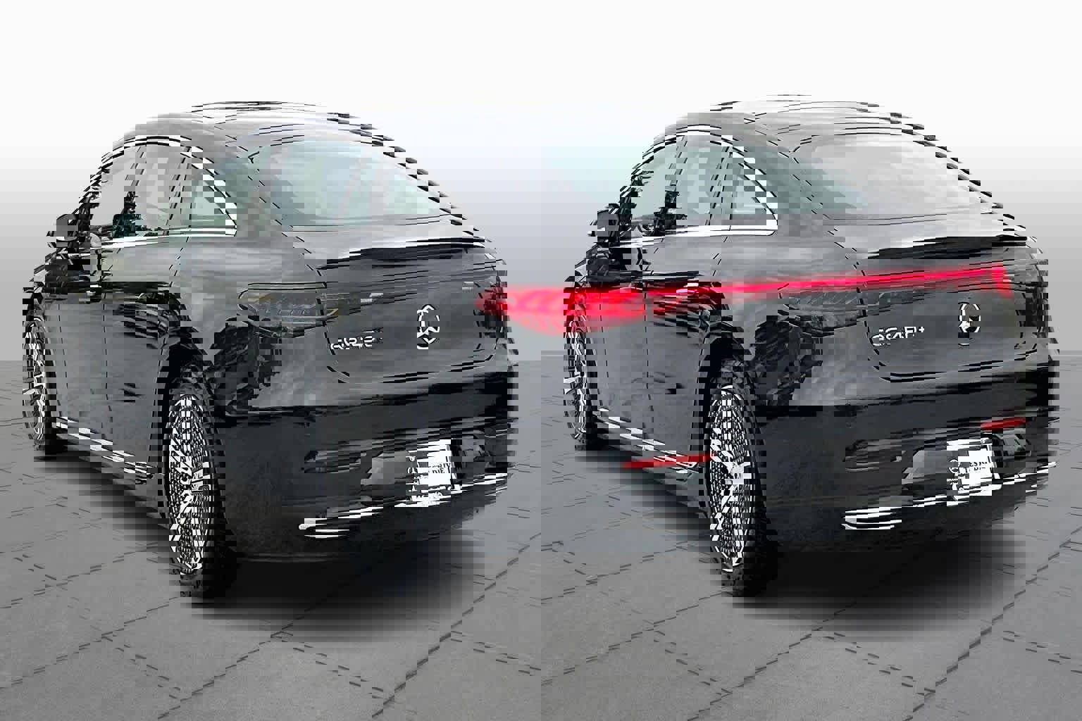 Used 2023 Mercedes-Benz EQS 450+ Sedan image 10