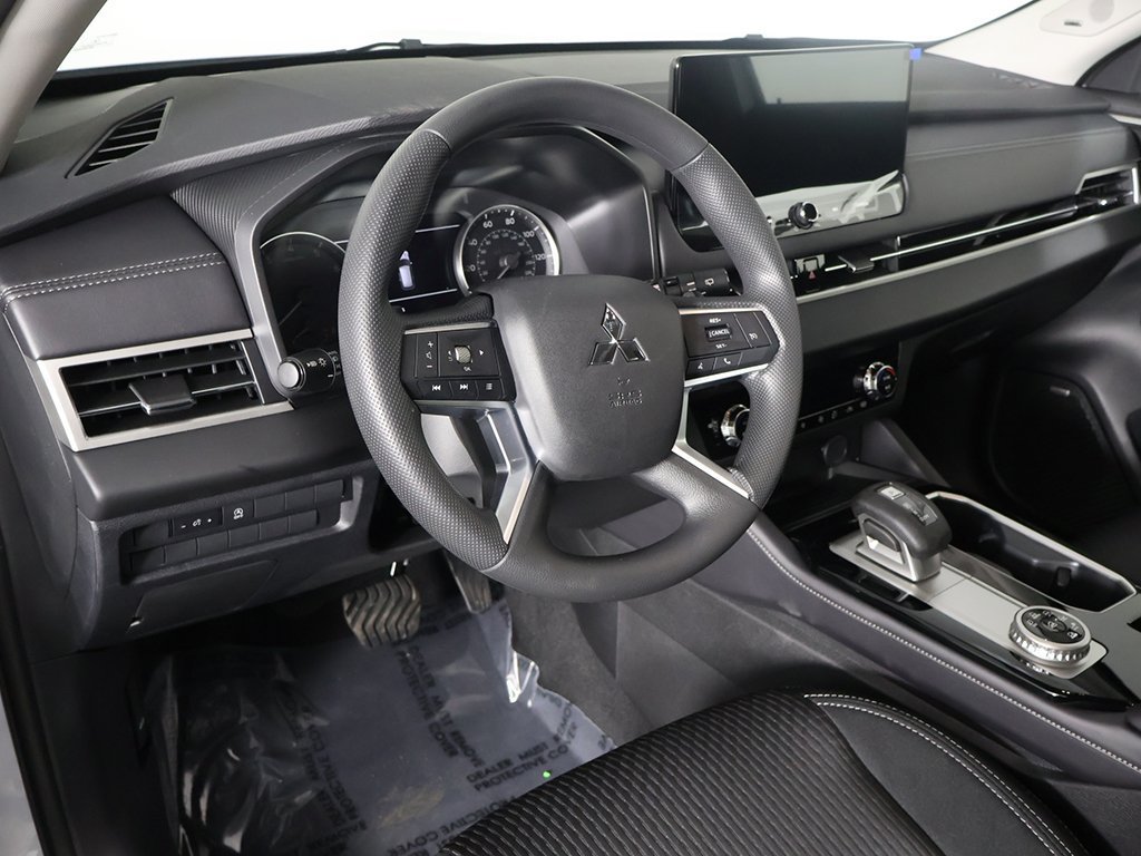 New 2026 Mitsubishi Outlander ES AWD/4WD image 24