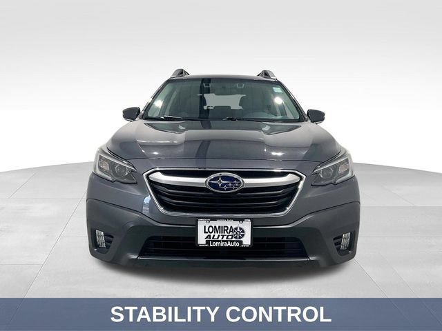 Used 2022 Subaru Outback Premium AWD/4WD image 3