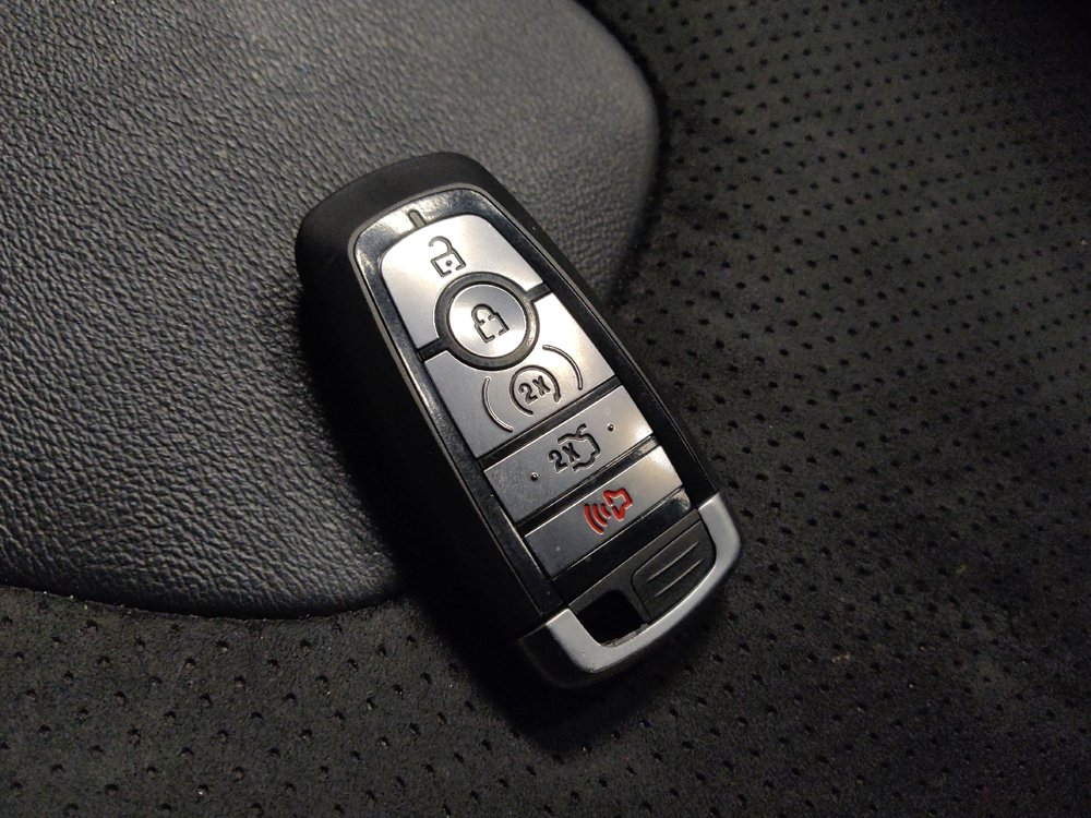 Used 2017 Ford Edge Sport w/ Equipment Group 401A AWD/4WD image 32