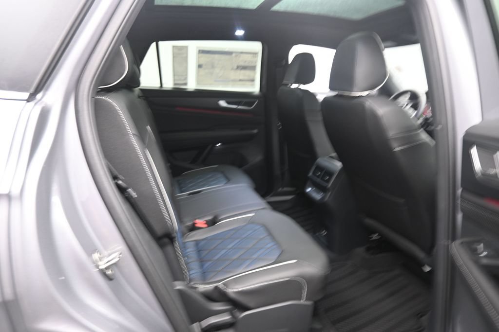New 2026 Volkswagen Atlas Cross Sport SEL Premium R-Line AWD/4WD image 28