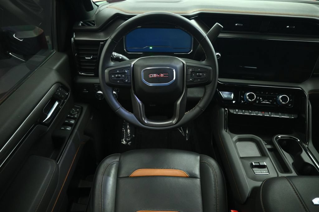 Used 2025 GMC Sierra 2500 AT4 w/ AT4 Premium Plus Package AWD/4WD image 5