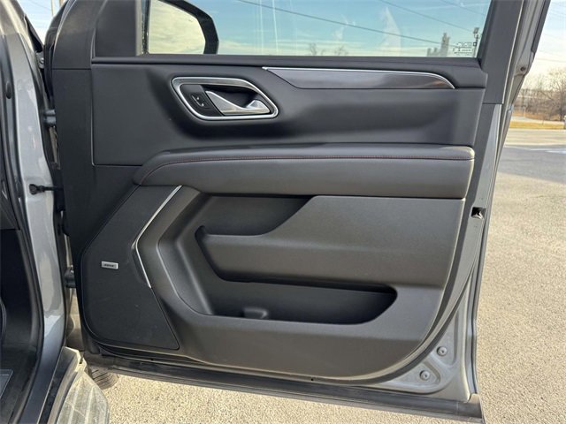 Used 2022 Chevrolet Tahoe RST w/ Luxury Package image 14