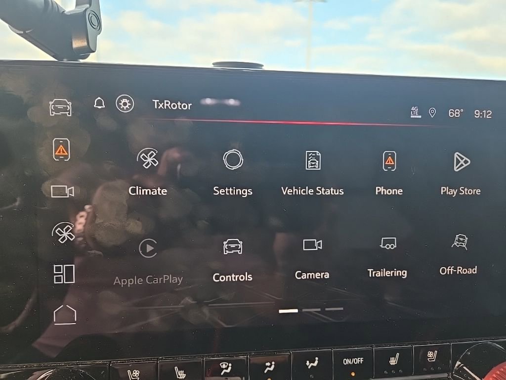 Used 2023 GMC Canyon AT4X image 4