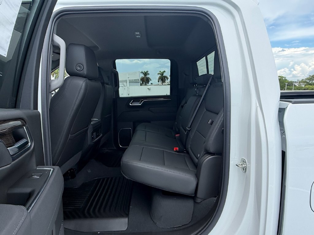 New 2026 Chevrolet Silverado 2500 LT w/ All Star Edition AWD/4WD image 10