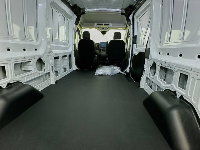 New 2026 Ford Transit 250 148 Medium Roof Extended AWD image 24