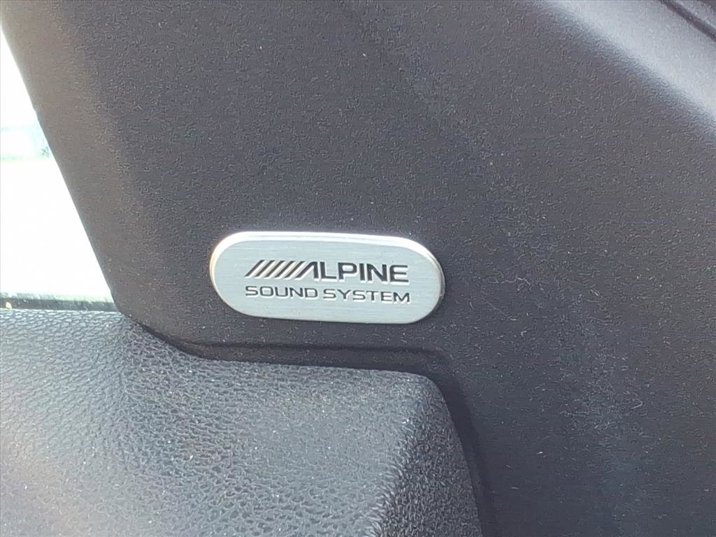 Used 2016 Dodge Charger SXT image 10