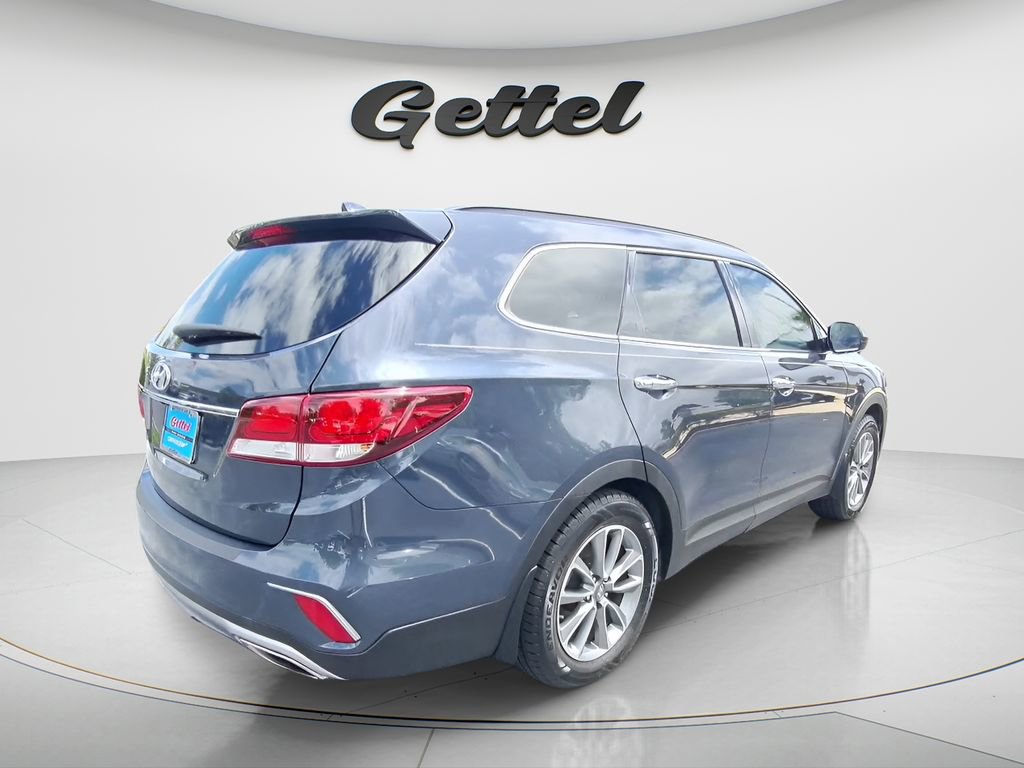 Used 2018 Hyundai Santa Fe SE w/ Cargo Package FWD image 11