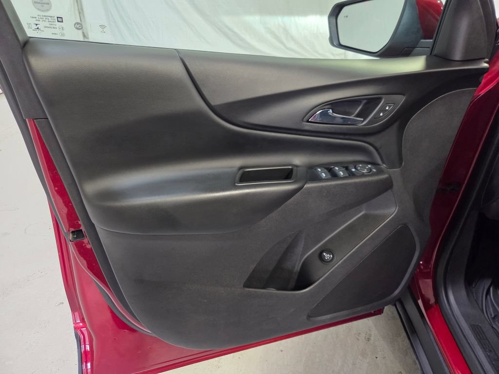 Used 2019 Chevrolet Equinox LT FWD image 19
