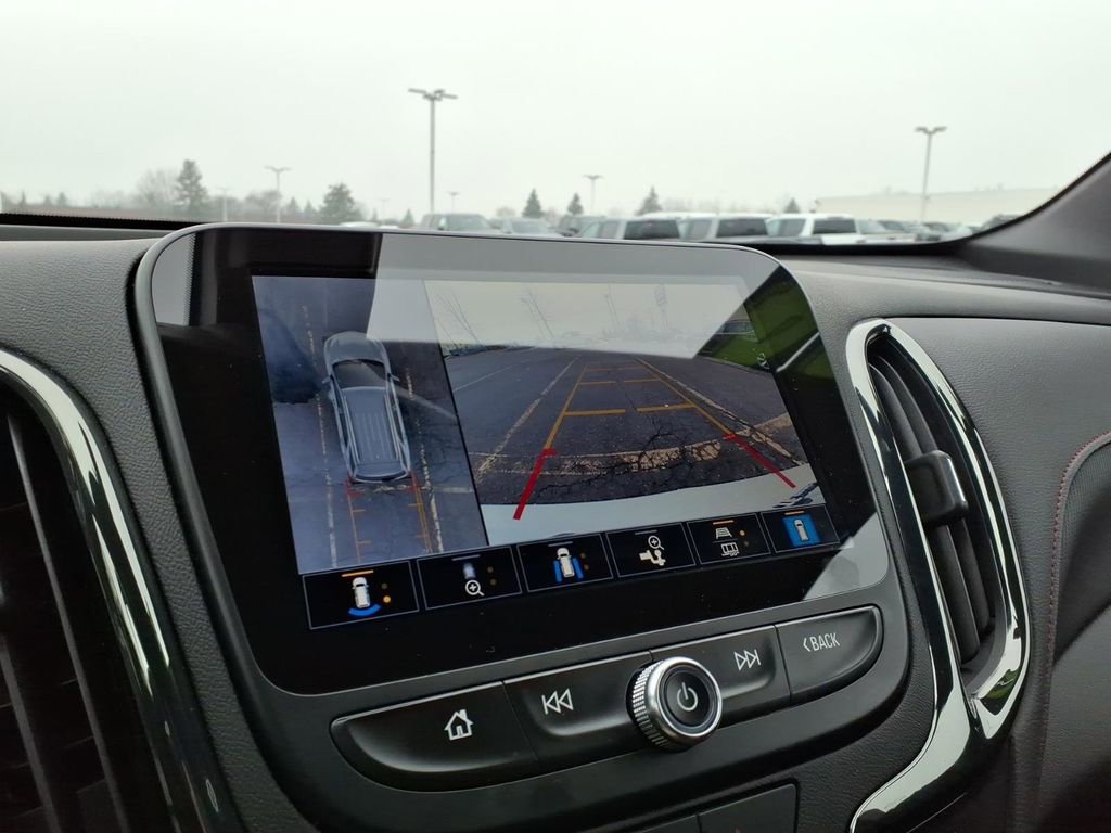 Certified 2024 Chevrolet Equinox RS w/ RS Leather Package image 18